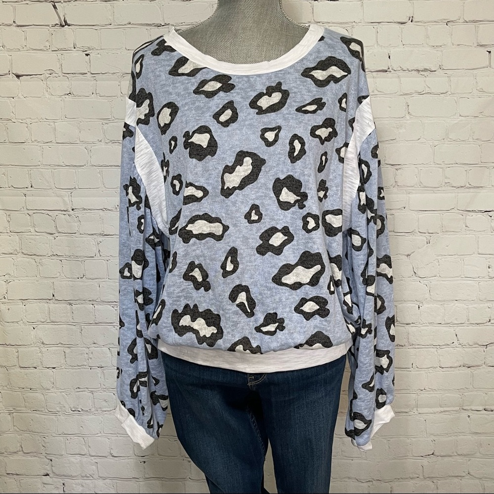 RAW EDGE Long Sleeve Printed Sweater